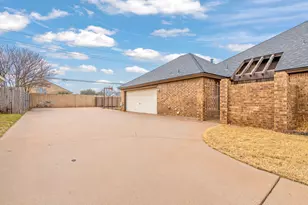 37 Pinehurst St, Abilene, TX 79606 - Photo 29