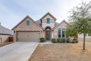 513 Thompson Dr, Van Alstyne, TX 75495 - Photo 1