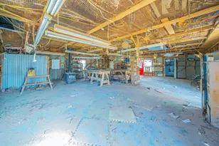 1011 Barry Ln, Cleburne, TX 76031 - Photo 25