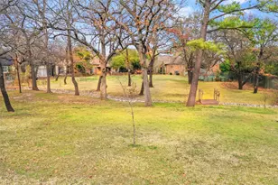 6801 Raintree Pl, Flower Mound, TX 75022 - Photo 37