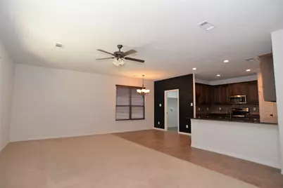 213 Emerald Creek Drive, Fort Worth, TX 76131 - Photo 5