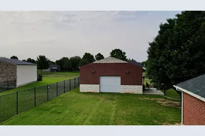 3009 Big Springs Drive, Joshua, TX 76058 - Photo 5