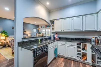 4102 Buena Vista Street #17, Dallas, TX 75204 - Photo 7