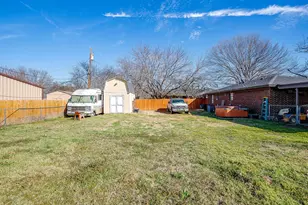 449 W Dunlap Ave, Boyd, TX 76023 - Photo 25