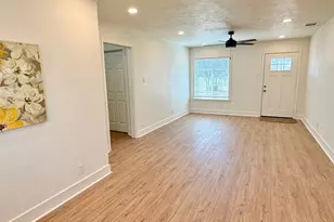 809 Shawnee Trce, Grand Prairie, TX 75051 - Photo 5