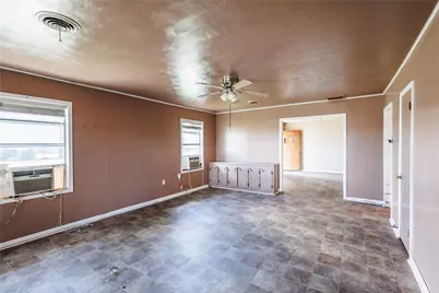 307 W Mesquite, Malone, TX 76660 - Photo 3