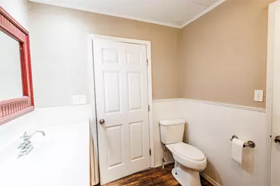 202 N Sycamore, Malone, TX 76660 - Photo 15