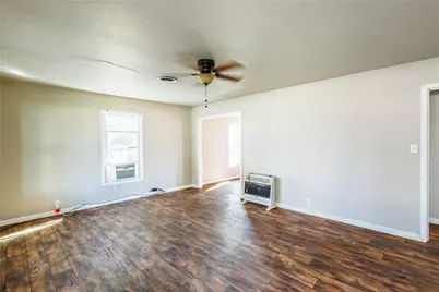 202 N Sycamore, Malone, TX 76660 - Photo 3