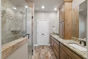 2607 Austin Dr, Granbury, TX 76048 - Photo 21