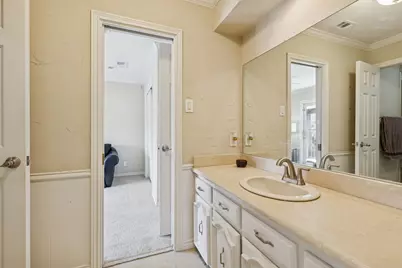 7040 Oakbluff Drive, Dallas, TX 75254 - Photo 23