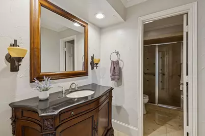 7040 Oakbluff Drive, Dallas, TX 75254 - Photo 19