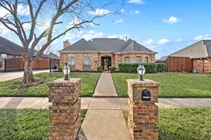 3528 Meadowside Dr, Bedford, TX 76021 - Photo 1