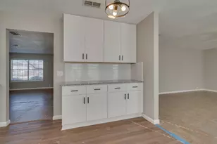 1029 Beechwood Dr, Denton, TX 76210 - Photo 9