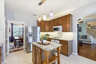 633 Cherry Tree Dr, Keller, TX 76248 - Photo 11