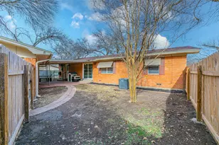 2200 Hermanson Dr, Waco, TX 76710 - Photo 33