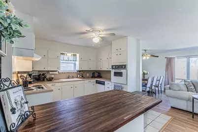 2200 Hermanson Drive, Waco, TX 76710 - Photo 9