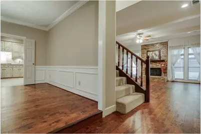 2710 Devonshire Drive, Carrollton, TX 75007 - Photo 5