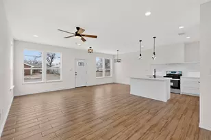 1610 Life Ave, Dallas, TX 75212 - Photo 9