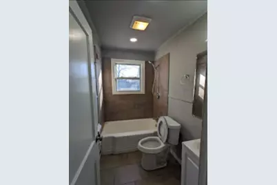 823 W 9th Street, Bonham, TX 75418 - Photo 7