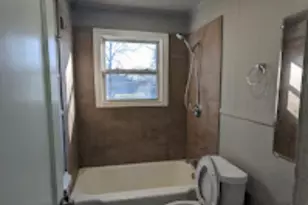 823 W 9th St, Bonham, TX 75418 - Photo 7