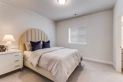 9136 Rock Daisy Ct Court, Dallas, TX 75231 - Photo 21