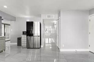 3025 Tres Logos Ln, Dallas, TX 75228 - Photo 5