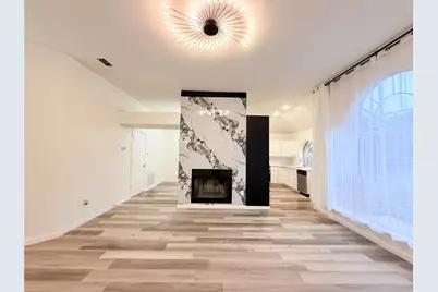 2711 Canterbury Street, Euless, TX 76039 - Photo 5