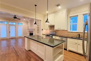 632 W 17th St, Houston, TX 77008 - Photo 3