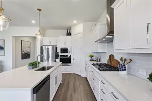 1616 Estivella Dr, Little Elm, TX 75068 - Photo 13