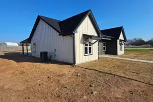 414 Poplar Ct, Hico, TX 76457 - Photo 5