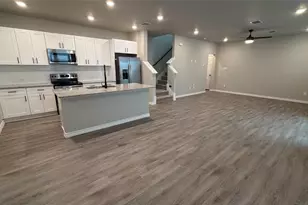 813 Vine St, Argyle, TX 76226 - Photo 3