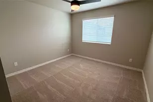 813 Vine St, Argyle, TX 76226 - Photo 9