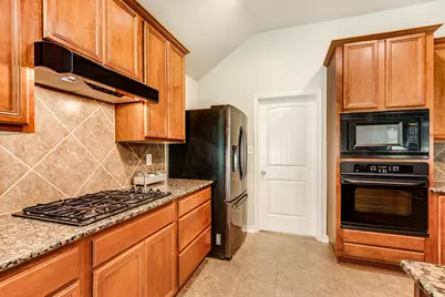 10009 Thurman Road, Fort Worth, TX 76244 - Photo 11