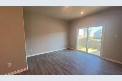 616 Vine Street #155, Argyle, TX 76226 - Photo 5