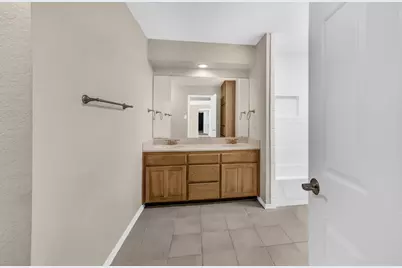 10041 Regent Row Street, Benbrook, TX 76126 - Photo 27