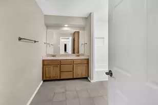 10041 Regent Row St, Benbrook, TX 76126 - Photo 27