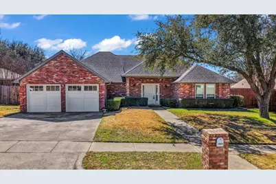 10041 Regent Row Street, Benbrook, TX 76126 - Photo 5