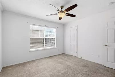 2201 Wolf Street #5206, Dallas, TX 75201 - Photo 13