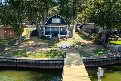 114 Harbor Drive, Gun Barrel City, TX 75156 - Photo 1