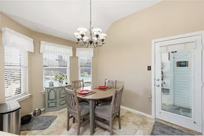 816 W Lonesome Dove Trail, Arlington, TX 76001 - Photo 17