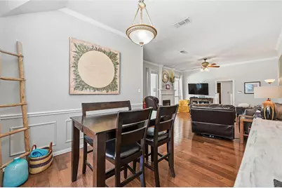 816 W Lonesome Dove Trail, Arlington, TX 76001 - Photo 11