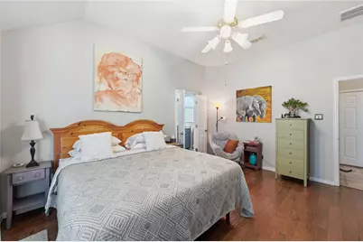 816 W Lonesome Dove Trail, Arlington, TX 76001 - Photo 19