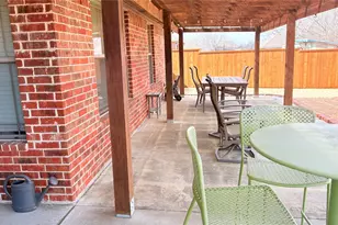 312 W McAfee Dr, Mabank, TX 75147 - Photo 5