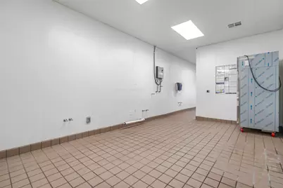 204 S Main Street, Cleburne, TX 76033 - Photo 15