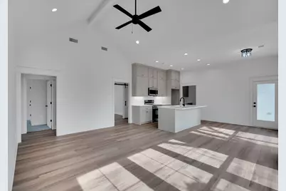 500 Farley Street, Waxahachie, TX 75165 - Photo 3