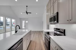 500 Farley St, Waxahachie, TX 75165 - Photo 5