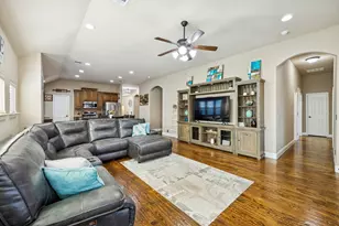 1013 Ponderosa Drive, Aubrey, TX 76227 - Photo 9