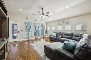 1013 Ponderosa Drive, Aubrey, TX 76227 - Photo 7