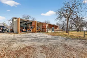 125 River Rock Ct, Poolville, TX 76487 - Photo 27