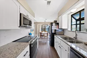 6520 Kary Lynn Dr S, Watauga, TX 76148 - Photo 9